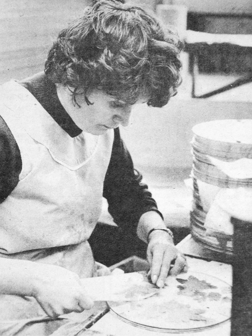 WomanPainting 1 Womanpainting 1